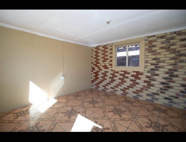 12 BEDROOM HOUSE FOR SALE IN BRAKPAN CENTRAL